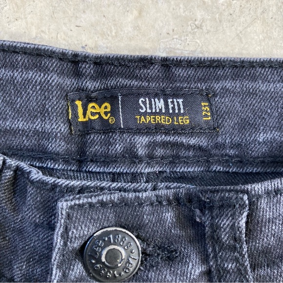 Boys Lee Slim Fit Tapered Jeans - Picture 7 of 8